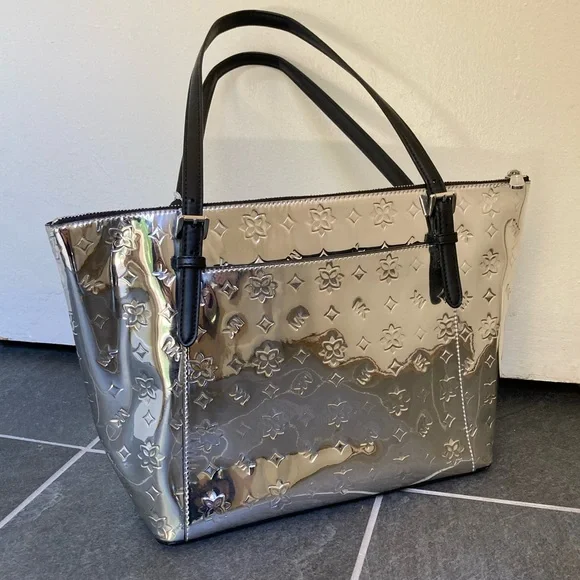 Michael Kors Metallic Silver Monogram Mirror Zipper Top Ciara Tote Bag Purse - Picture 5 of 17
